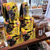 ご当地のお土産がたくさん✨