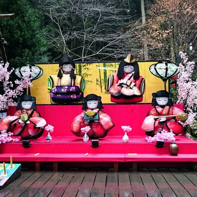 お祭り⁉️山の中に観光地⁉️名物🍴山賊焼🍗‼️