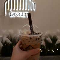 👉🏻 ร้าน Brown Café ブラウン ..