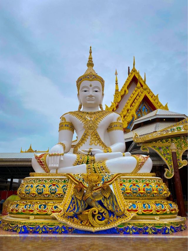 วัดหนองพงนก ไหว้พระขอพรหลวงพ่อมงคลนิมิตร