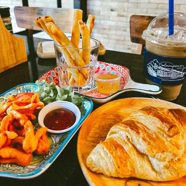 ร้านกาแฟลุมพินี สายเช็คอินไม่ควรพลาด 📌