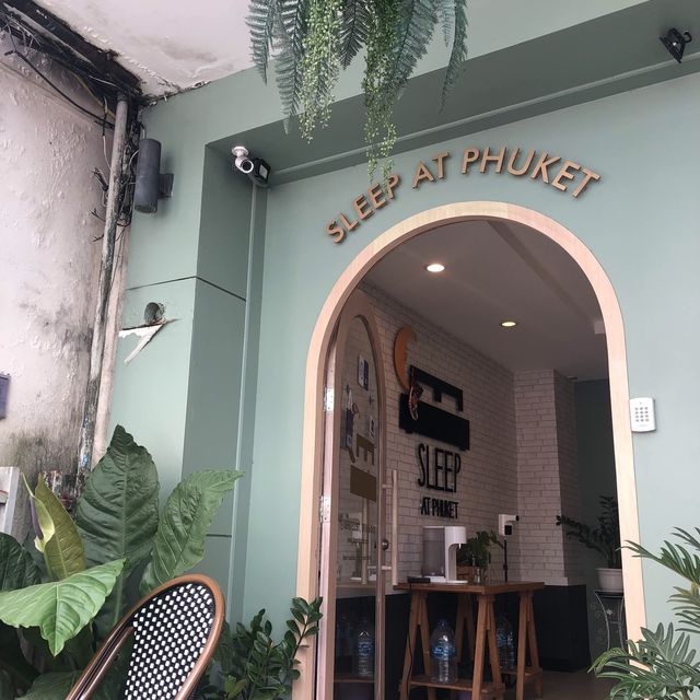 quality hotel in the centre of old town 