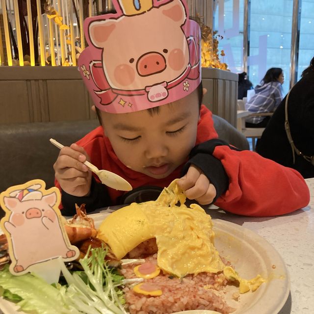 《LuLu豬🐽期間限定主題餐廳》