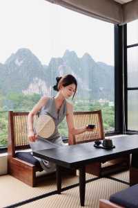 In the mountains, it's really romantic. Come to Yangshuo and relax.