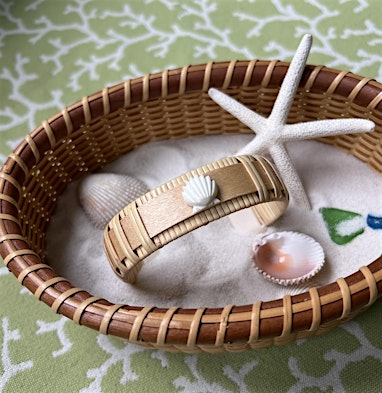 Nantucket Bracelet made with maple wood and embellished with a shell | Uva Wine Bar