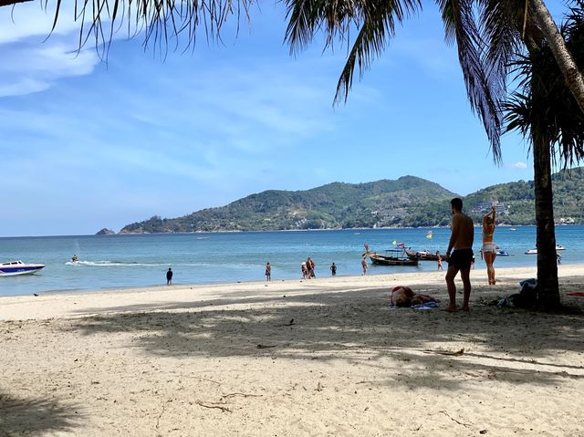 หาดป่าตองที่ไม่เคยเงียบเหงา