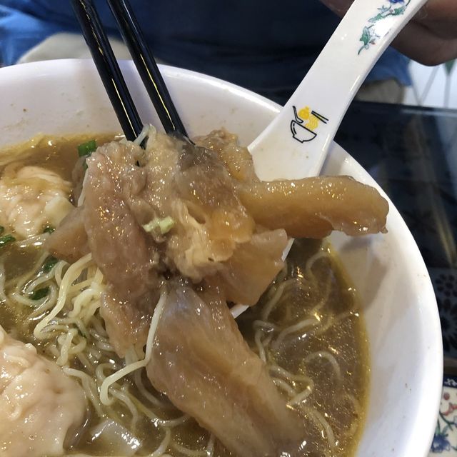 窩心高質牛筋牛腩雲吞