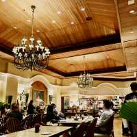 The Dining room at Grand Hyatt Erawan