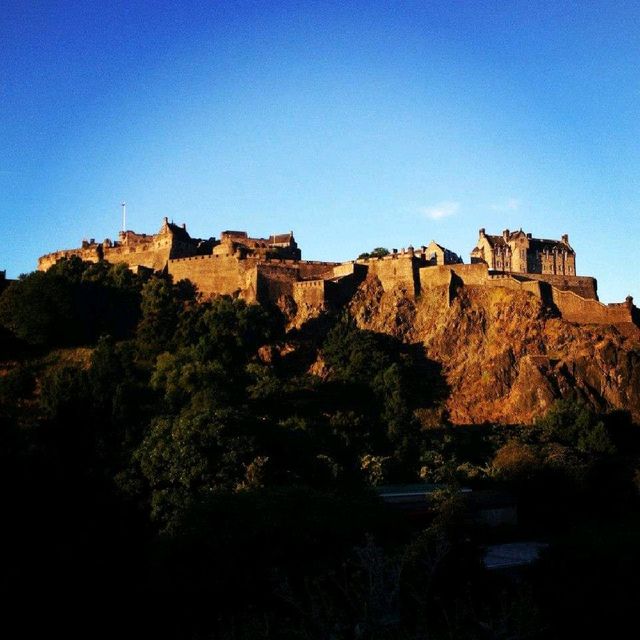 Edinburgh Castle And The City