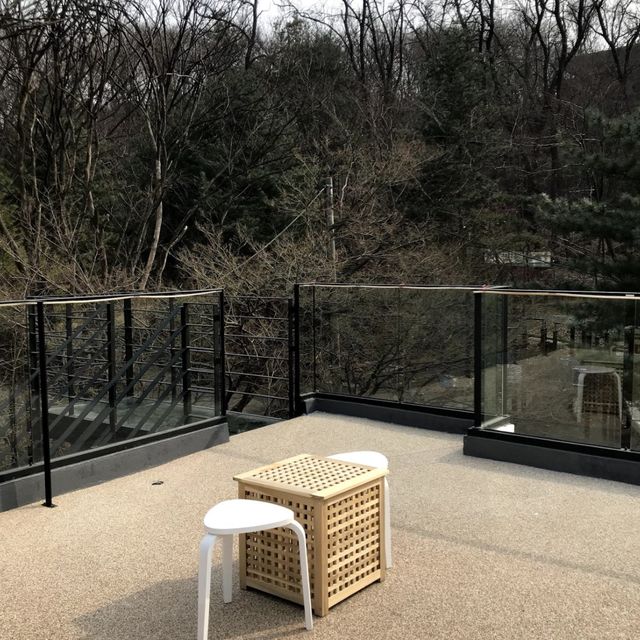 韓国/ソウル【陽川区】山の中のレストラン？🌳コーヒーから、ビールやワインも飲める自然いっぱい隠れ家🤎