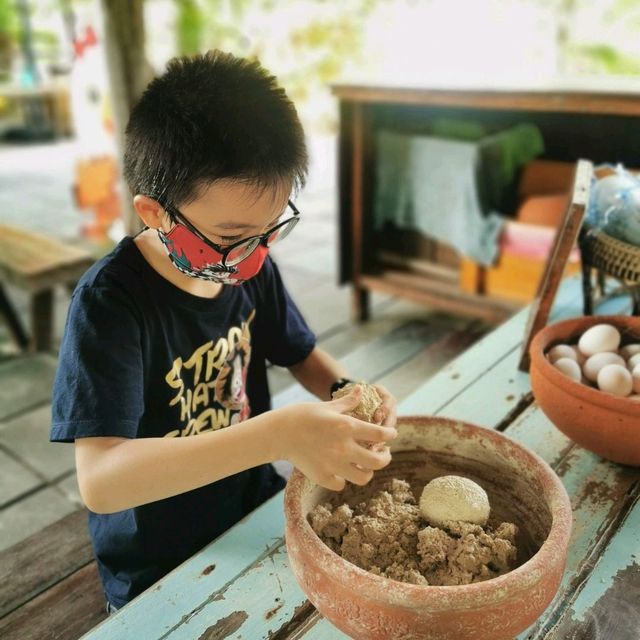 บรรยากาศชิลกับวิวทุ่งนา@Montreux café and farm