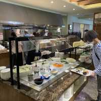 パシフィックホテル内の竜潭でランチ