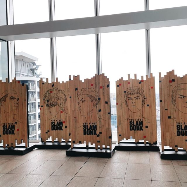 【大阪府】期間限定！地上300mのバスケットコート！