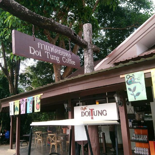 ร้านกาแฟดอยตุง