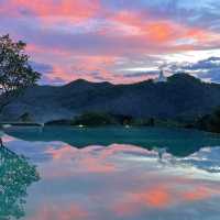 "Plunge Pool” กับวิวไร่ชา..นาขั้นบันได 