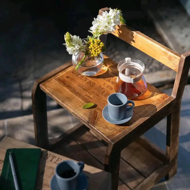 Stain+ Cafe