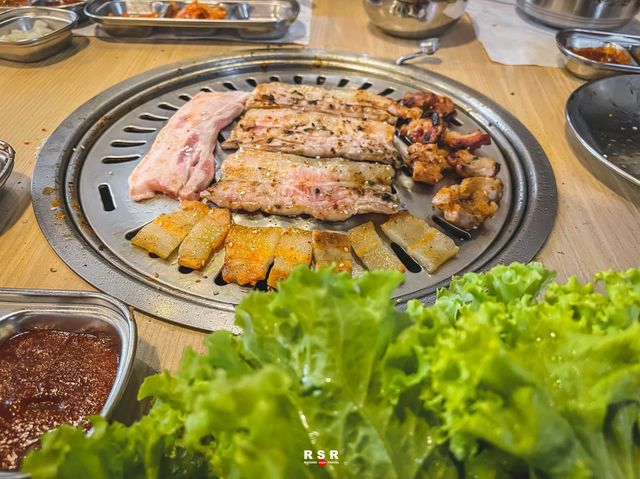 CUTE PIG Korean BBQ ปิ้งย่างเกาหลี บางแสน CUTE PIG Korean BBQ ปิ้งย่างเกาหลี บางแสน