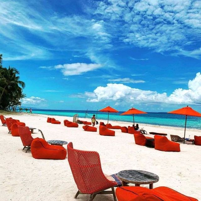 Seize the day at South Palms Resort