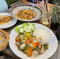 Dz Phuket Restaurant ตรง วงเวียน