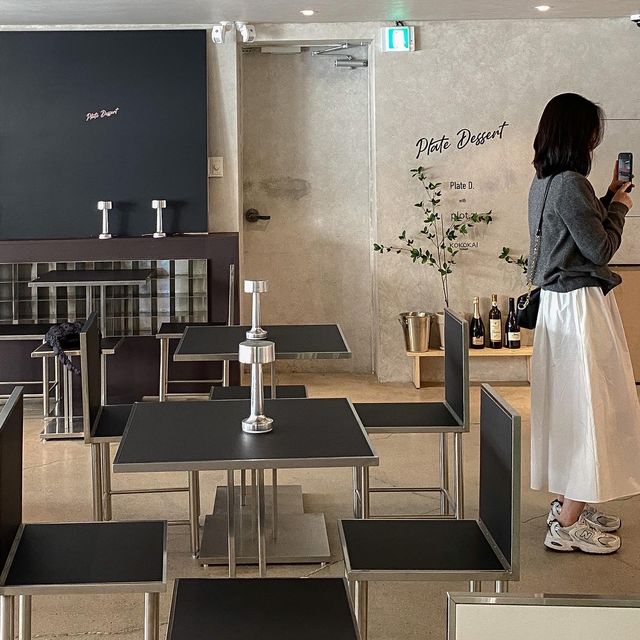 딸기 케이크가 유명한 디저트 카페🍓