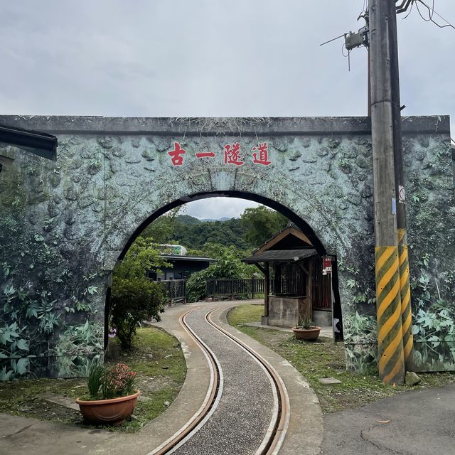 宜蘭三星鄉景點🚄 天送埤車站！沒有火車經過的火車站 下一站幸福拍攝地點！