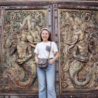 เป็นสถานที่เล่อค่ามากที่หนึ่งในอัมพวา
