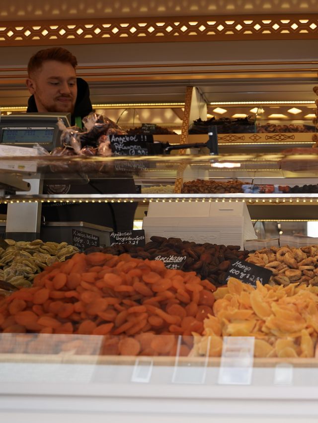 🇩🇪 漢諾威附近的小鎮—Nienburg (Weser) Wochenmarkt 每週市場