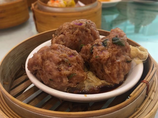 Dim Sum at Paramount Banquet Hall 🥟