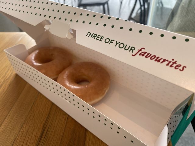 Krispy Kreme Doughnuts at Platinum Fashion Mall 