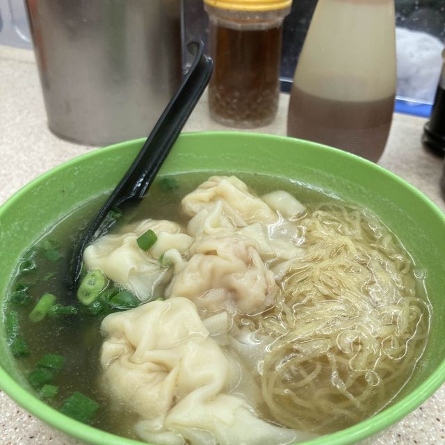 糧尾恩物之24元雲吞麵 