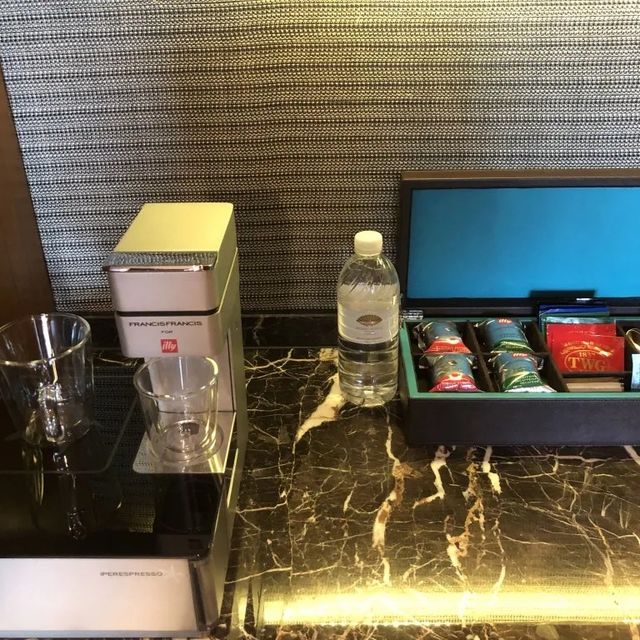 Mandarin Oriental Shanghai - Room Mandarin Oriental Shanghai - Room