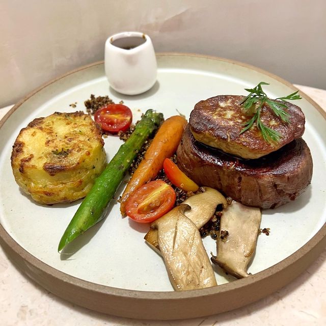 【Peko Peko Eatery - 木系簡約風新店🪵精緻輕奢多國菜】