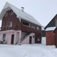巴爾幹半島蒙特內哥羅 大雪紛飛中的意外訪客