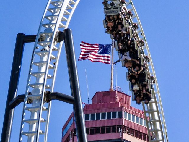 Six Flags Magic Mountain holds the world reco