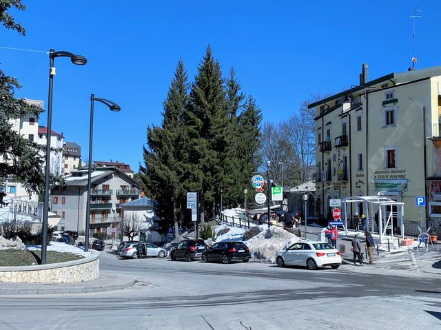 Snow Fun in Roccaraso Abruzzo, Italy 🇮🇹 