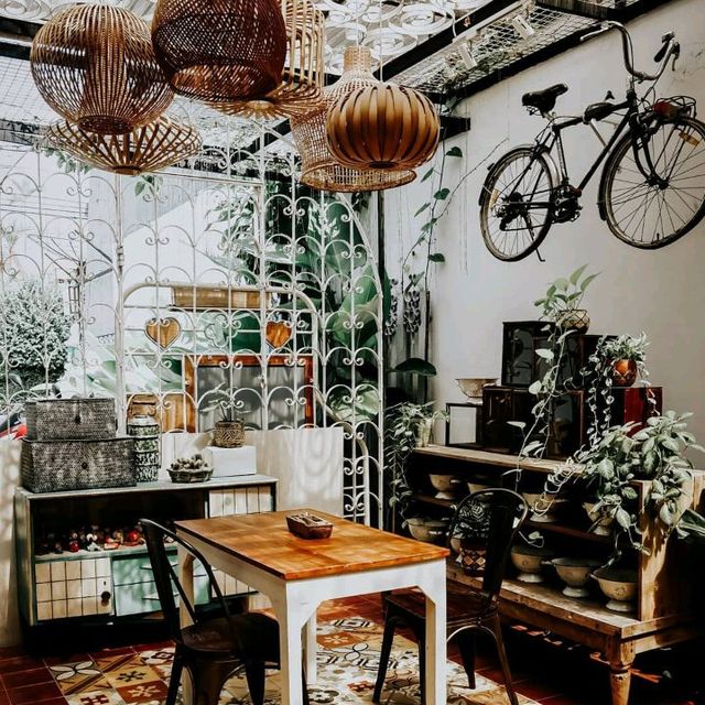 Roepa Plus Coffee - Yogyakarta