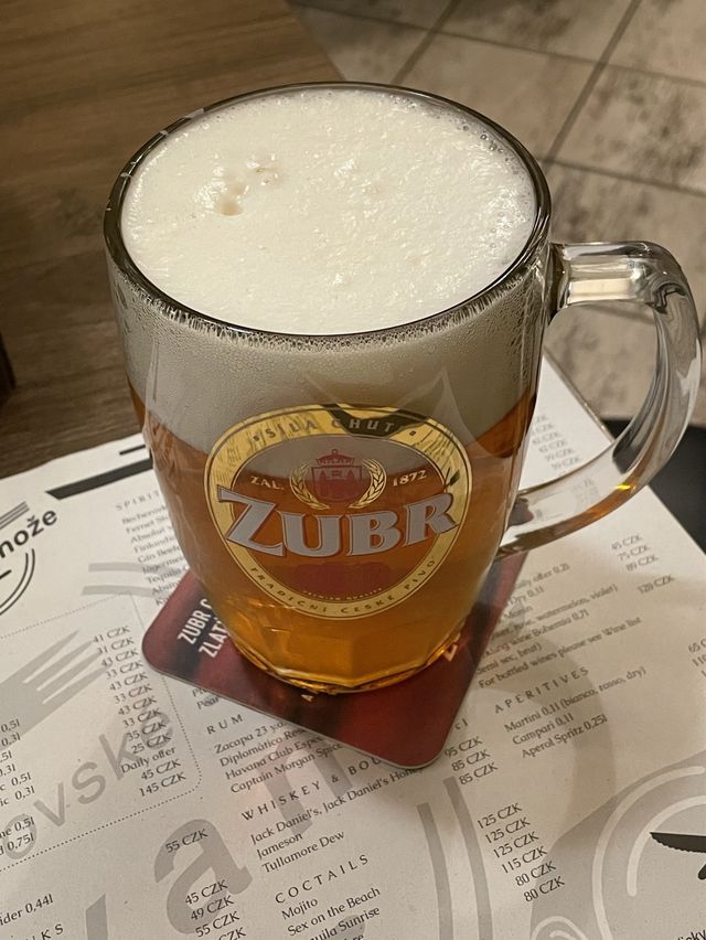 프라하 타르타르 맛집, Smíchovské Vidličky a nože