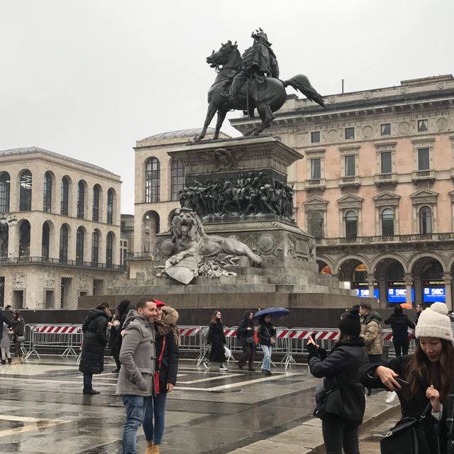 Duomo in Christmas season 