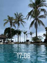 Conrad Bali - Deluxe King Ocean Front