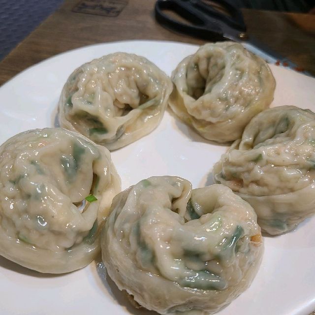 현지인이 추천한 광안 밀면 '본가제일면가'