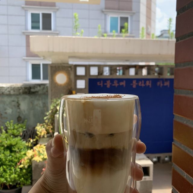 대전 선화동에 있는 마당있는 주택카페 디블루메💙
