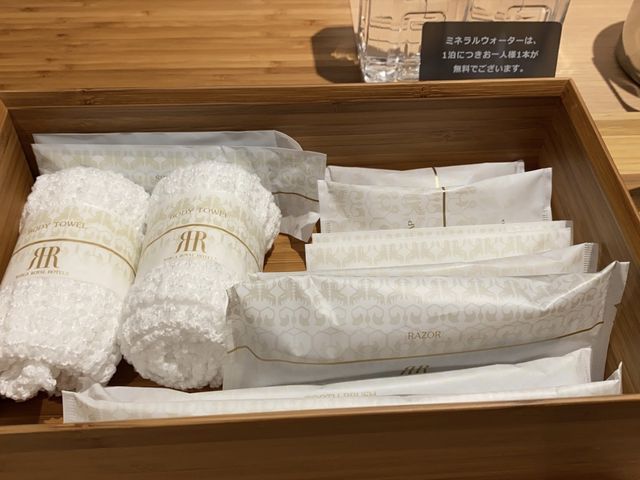 三段お重朝食『四季彩箱』が魅力的