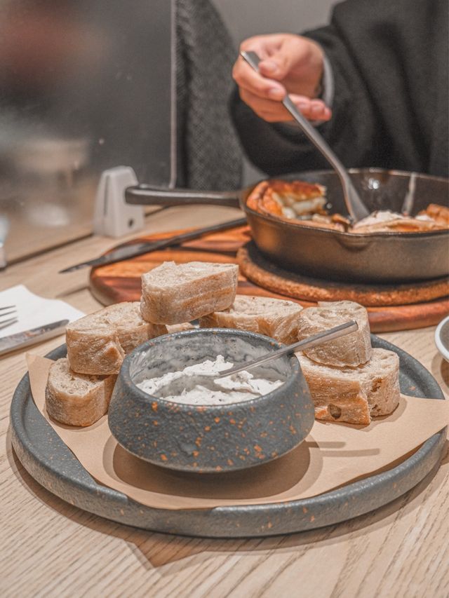 "西貢日系咖啡店，必食Dutch Baby Pancake"