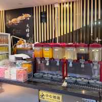 食物款式豐富又抵食嘅午市放題