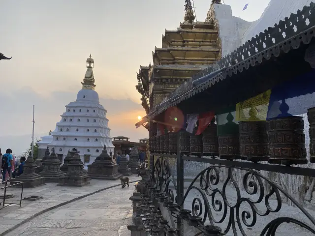 Swayambhunath Temple: Monkey Temple