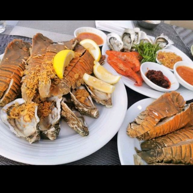 Seafood Buffet สุดหรูริมแม่น้ำเจ้าพระยา