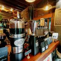 THE BARN COFFEE LAB บ้านสิงห์