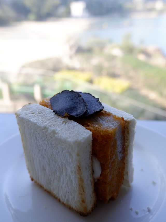 外在環境一流，食物質素一般