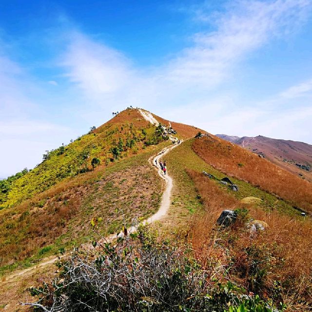 山脈奇特的雞公嶺