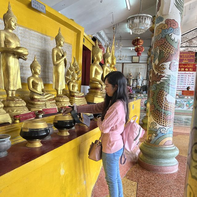 เที่ยวเกาะสีชังแบบฟินๆ